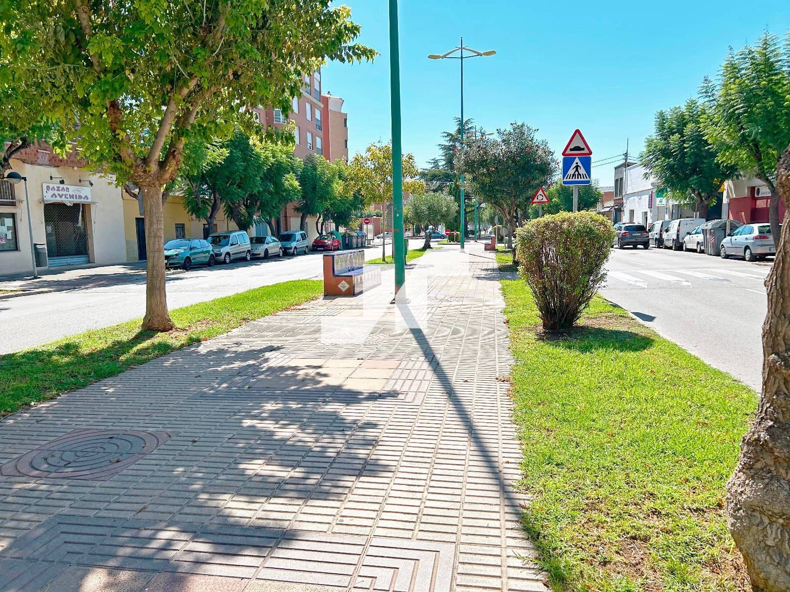 Comercial para venda em Vila-real com garagem - 4 000 000 € (Ref: 9284858)