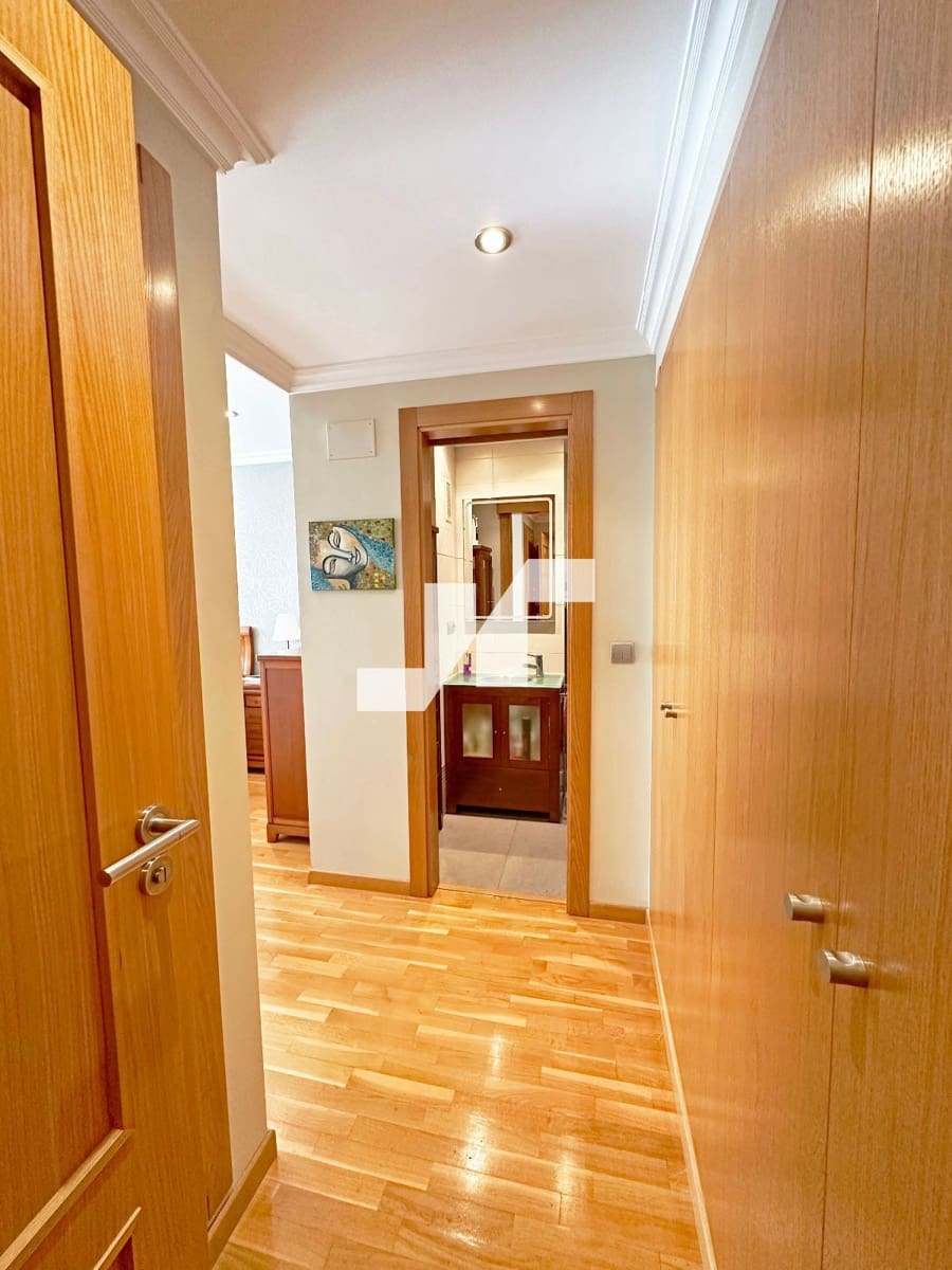 4 slaapkamer Flat te koop in Vila-real met zwembad garage - € 250.000 (Ref: 9302798)