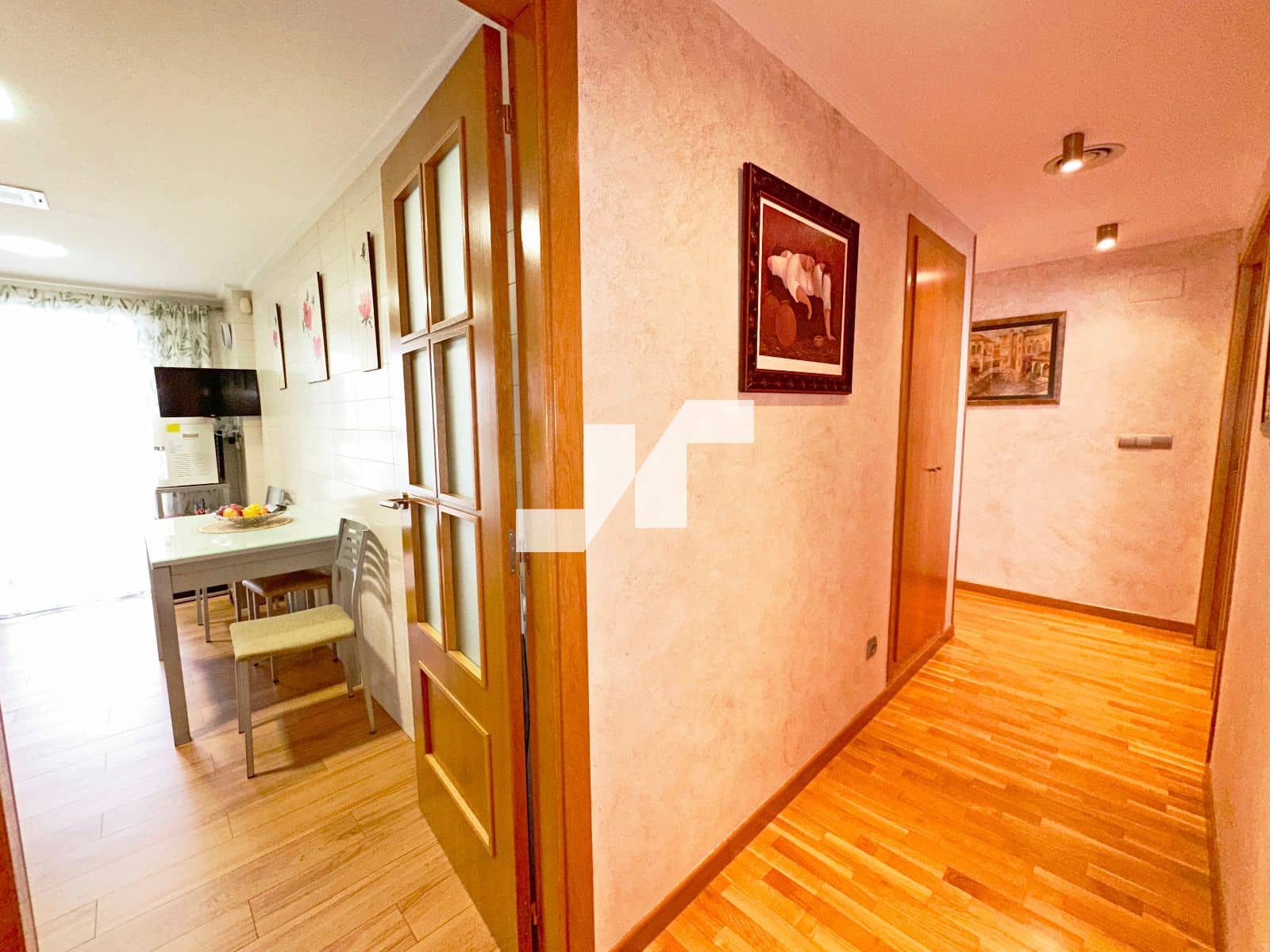 4 slaapkamer Flat te koop in Vila-real met zwembad garage - € 250.000 (Ref: 9302798)