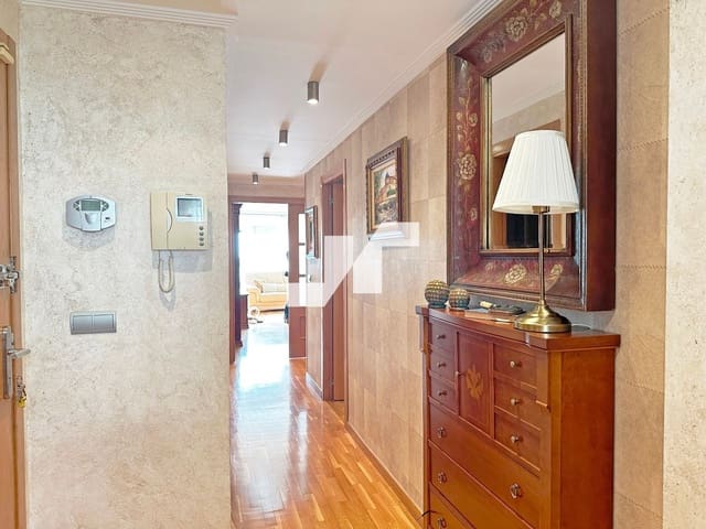 4 soveværelse Lejlighed til salg i Vila-real med swimmingpool garage - € 250.000 (Ref: 9302798)