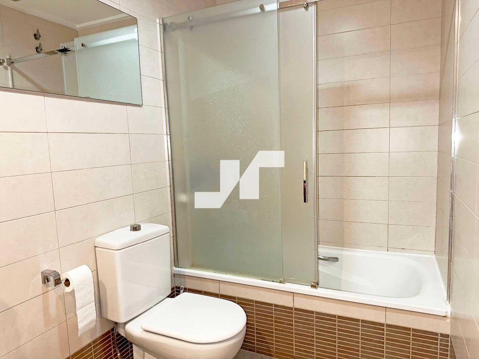 4 slaapkamer Flat te koop in Vila-real met zwembad garage - € 250.000 (Ref: 9302798)