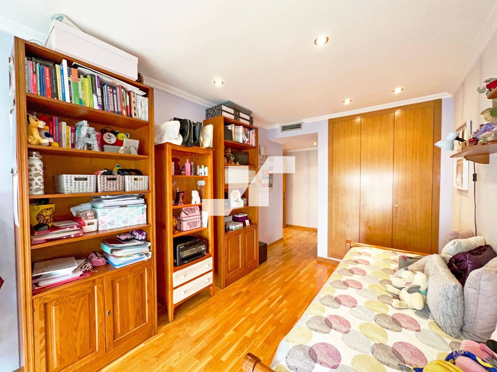 4 slaapkamer Flat te koop in Vila-real met zwembad garage - € 250.000 (Ref: 9302798)