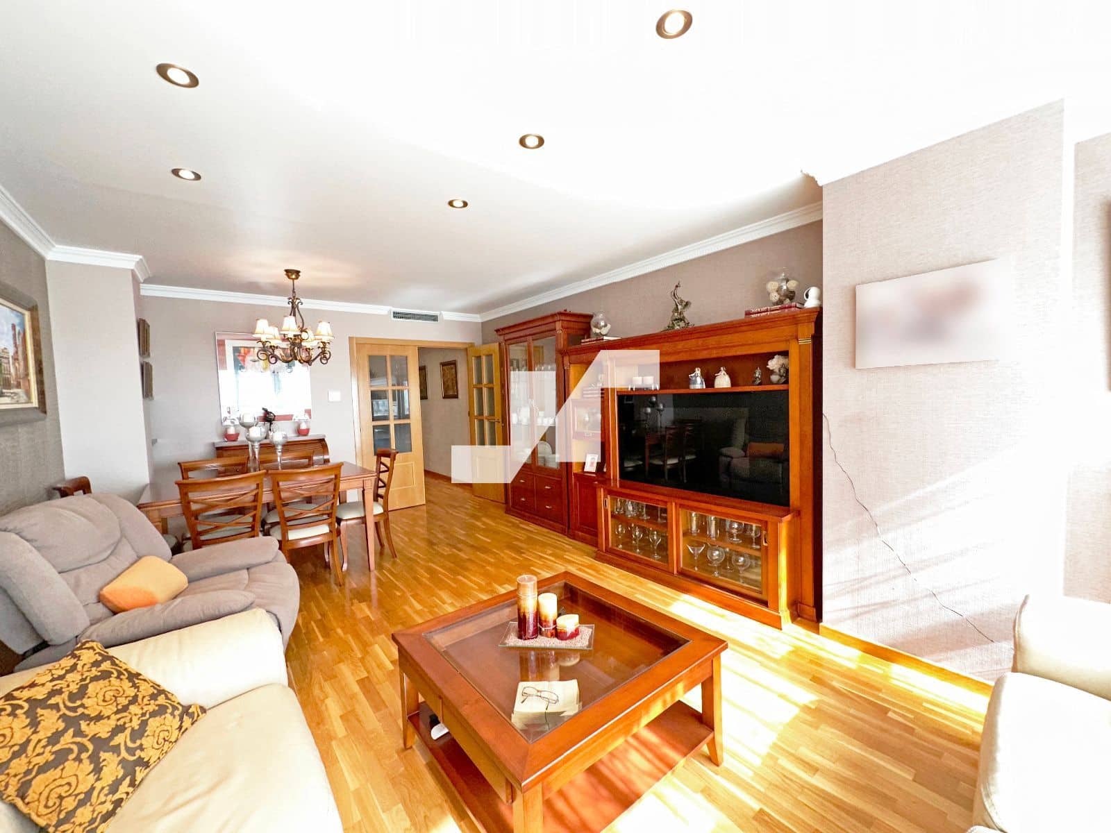 4 slaapkamer Flat te koop in Vila-real met zwembad garage - € 250.000 (Ref: 9302798)