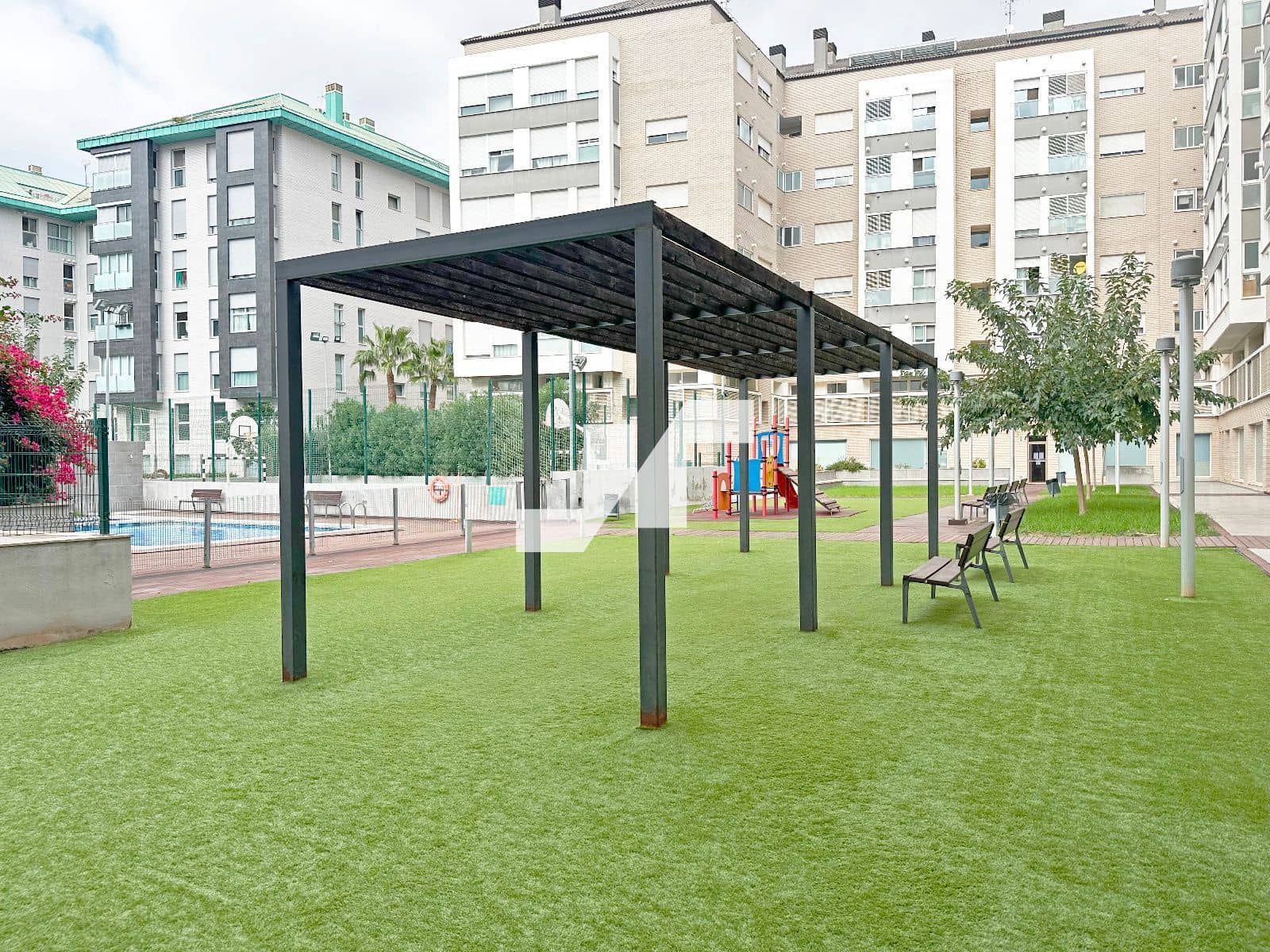 4 slaapkamer Flat te koop in Vila-real met zwembad garage - € 250.000 (Ref: 9302798)