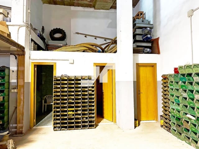 Kaupallinen myytävänä paikassa Vila-real - 202 000 € (Ref: 9310176)