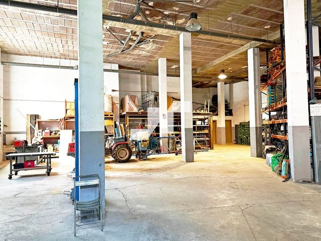 Kaupallinen myytävänä paikassa Vila-real - 202 000 € (Ref: 9310176)