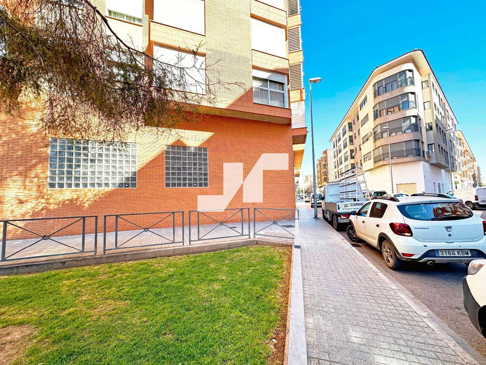 Kommersiell till salu i Vila-real - 202 000 € (Ref: 9310176)