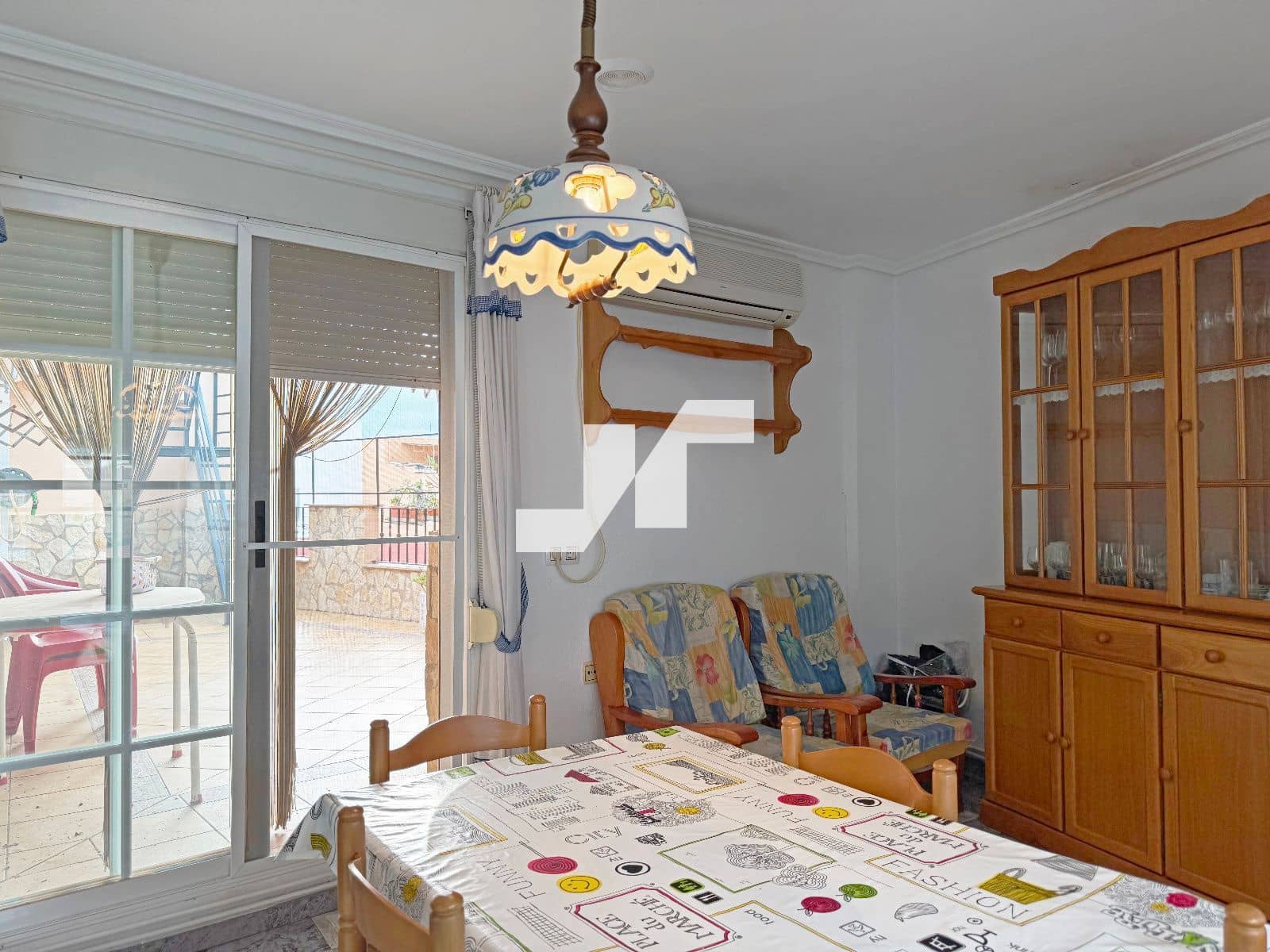 4 soveværelse Villa til salg i L'Alcora med garage - € 250.000 (Ref: 9325808)