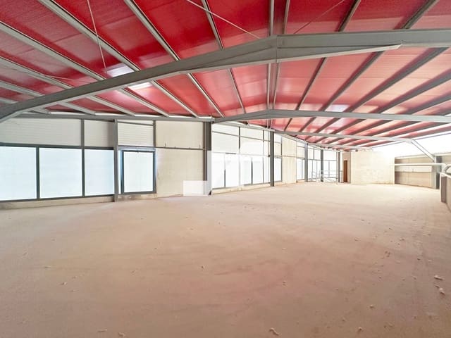 Commercial for sale in Onda - € 198,000 (Ref: 9346566)