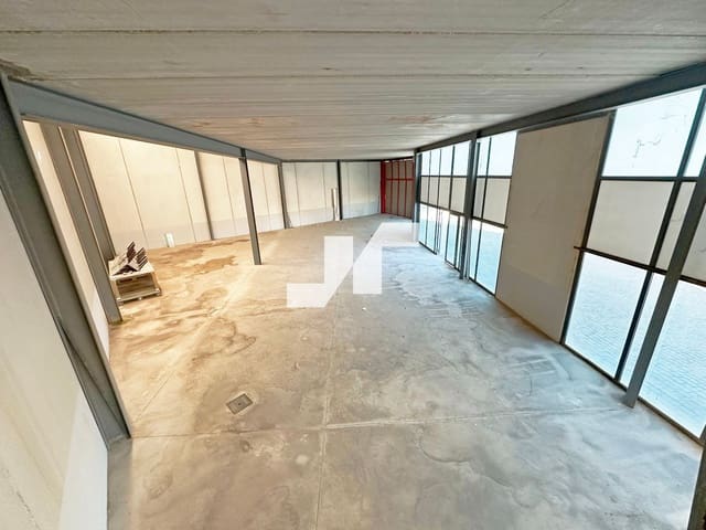 Commercial for sale in Onda - € 198,000 (Ref: 9346566)