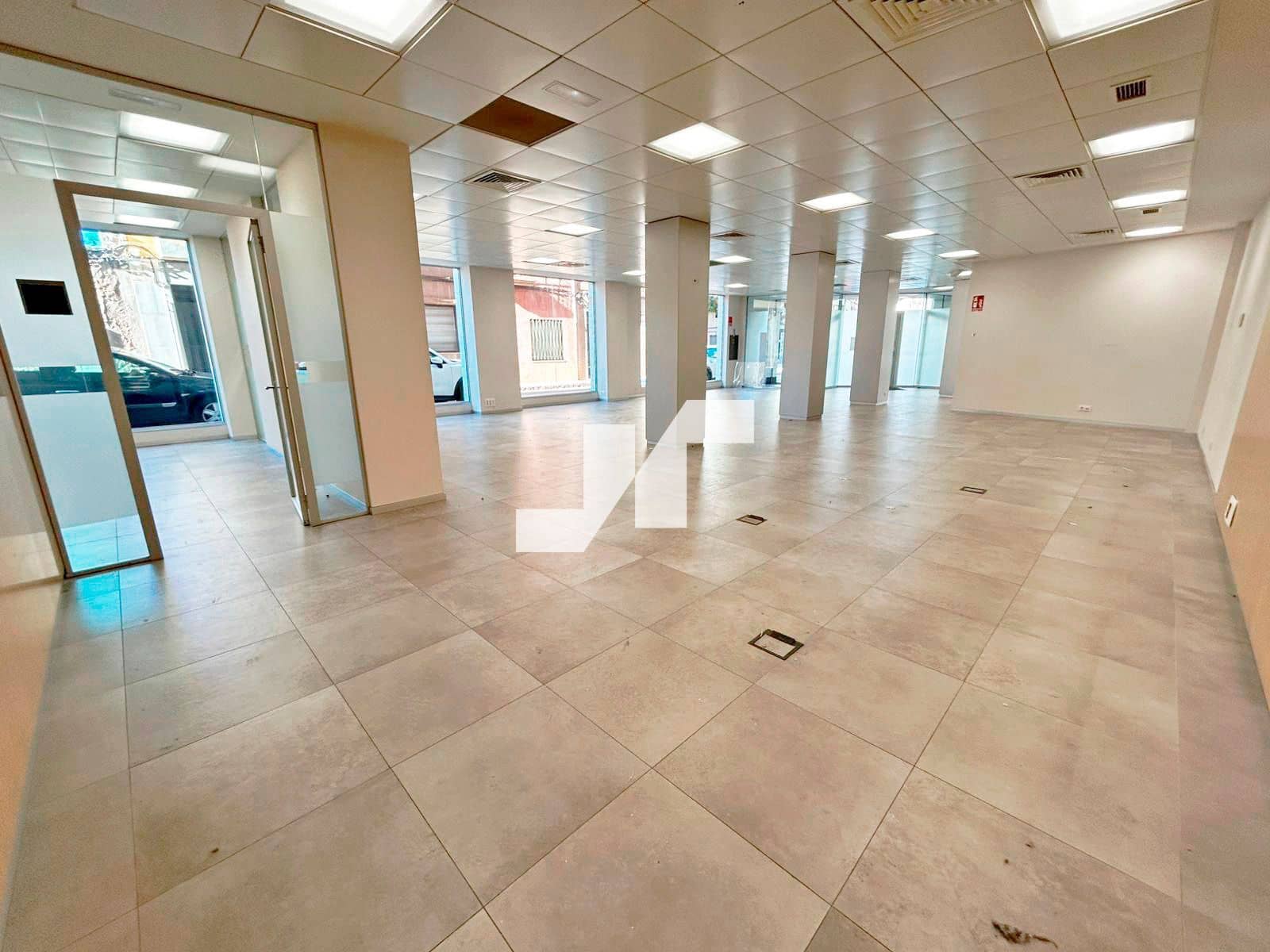 Commercial for rent in Vila-real - € 2,900 (Ref: 9353007)