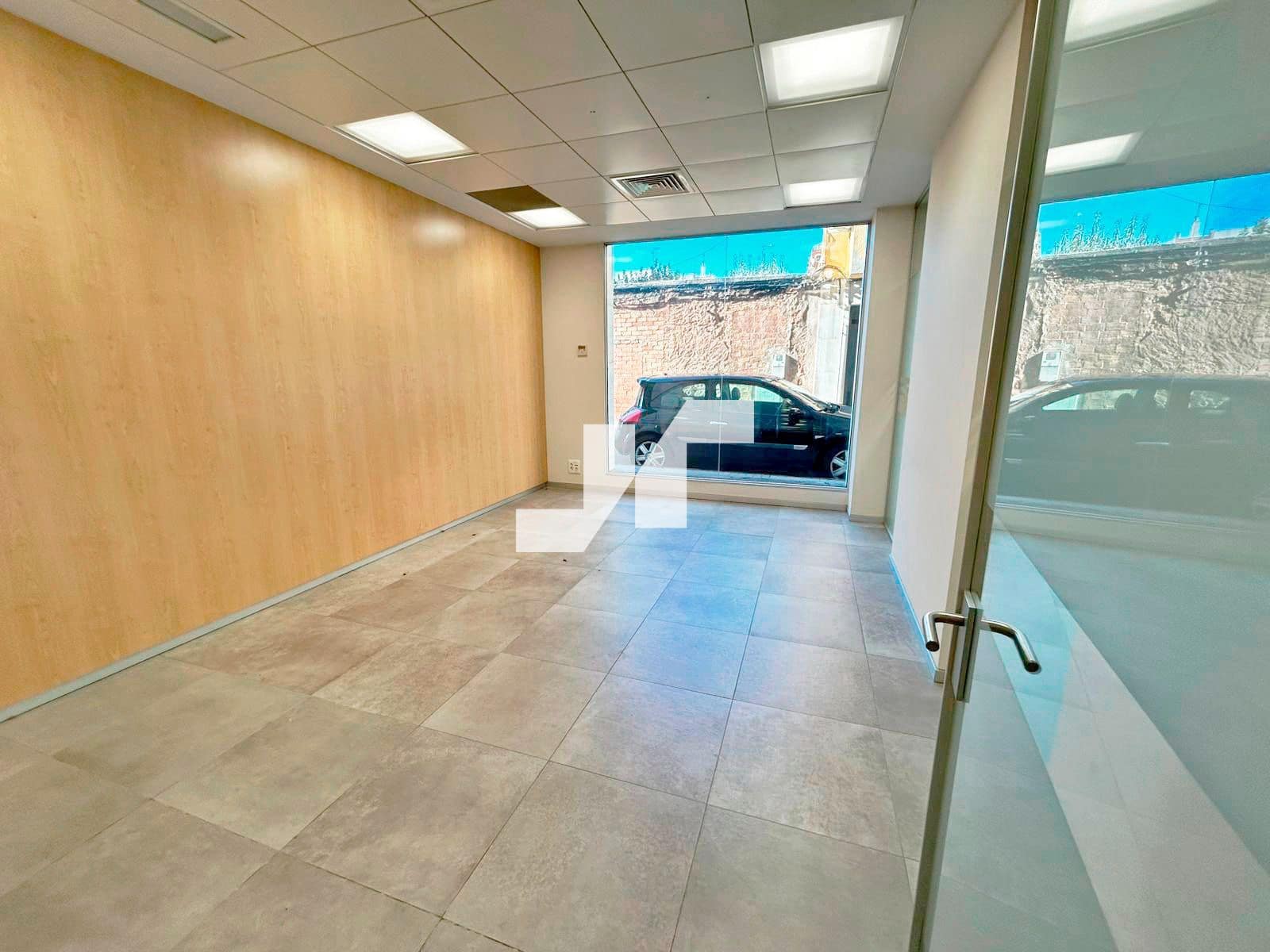 Commercial for rent in Vila-real - € 2,900 (Ref: 9353007)