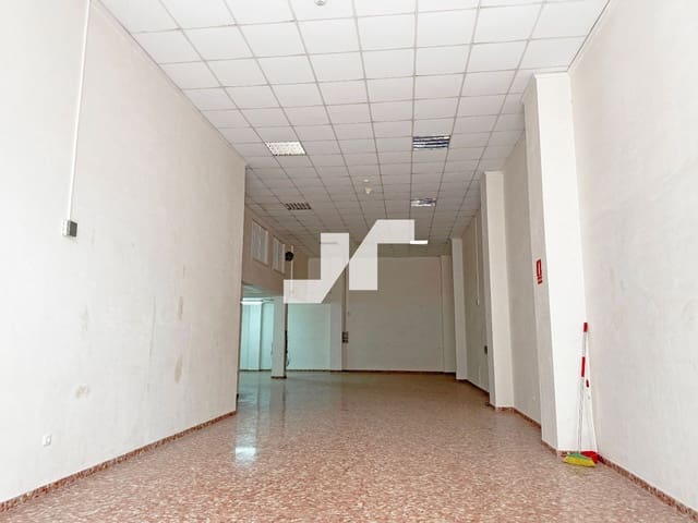 Commercial for rent in Vila-real - € 750 (Ref: 9374647)