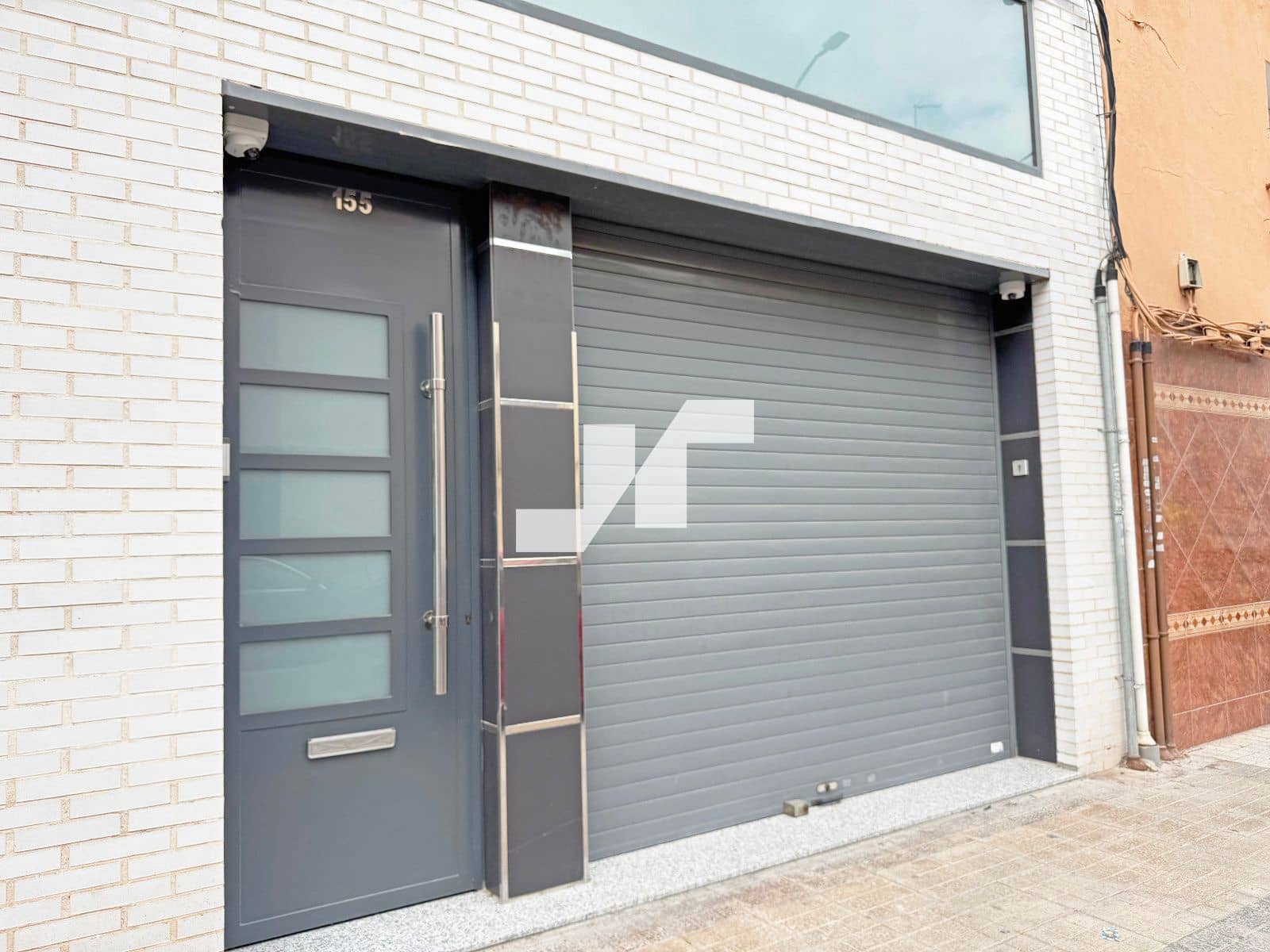 Commercial for rent in Vila-real - € 750 (Ref: 9374647)