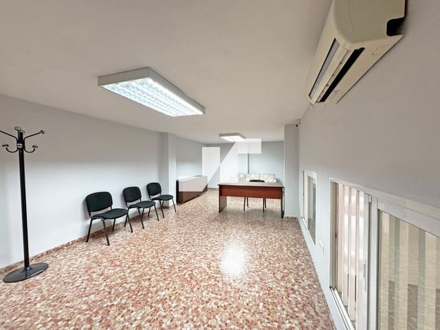 Commercial for rent in Vila-real - € 750 (Ref: 9374647)