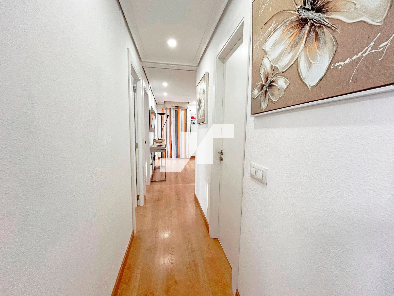 4 bedroom Flat for sale in Vila-real - € 160,000 (Ref: 9383720)