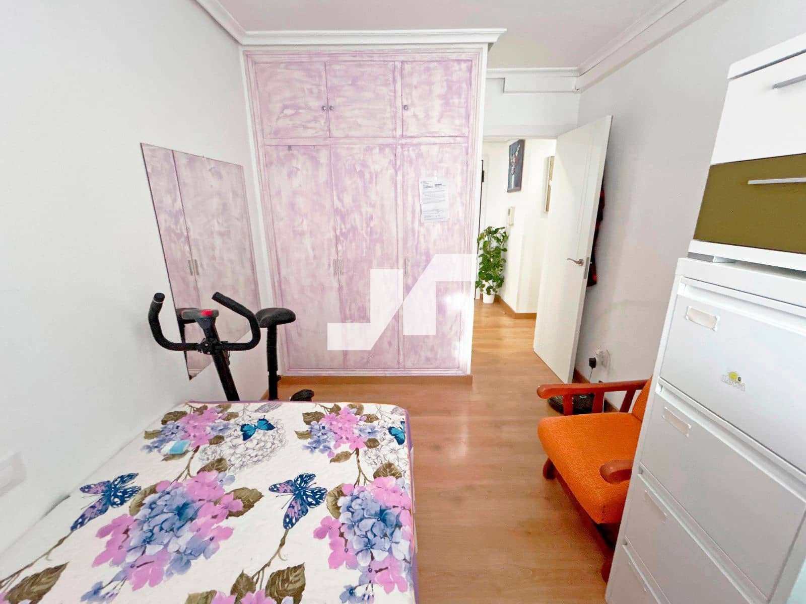 4 bedroom Flat for sale in Vila-real - € 160,000 (Ref: 9383720)