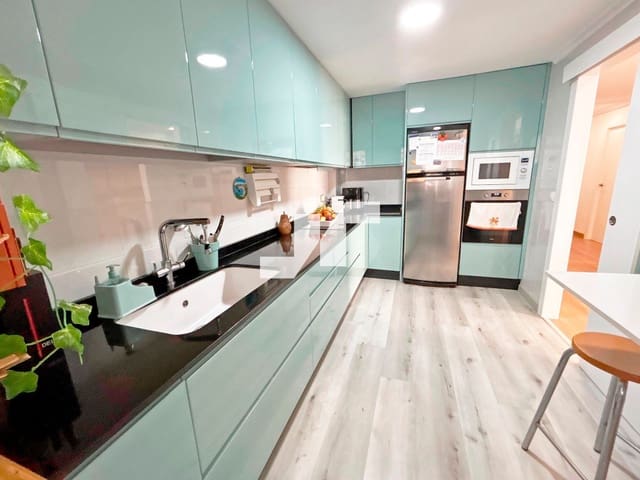 4 bedroom Flat for sale in Vila-real - € 160,000 (Ref: 9383720)