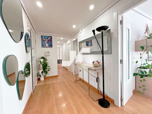 4 bedroom Flat for sale in Vila-real - € 160,000 (Ref: 9383720)