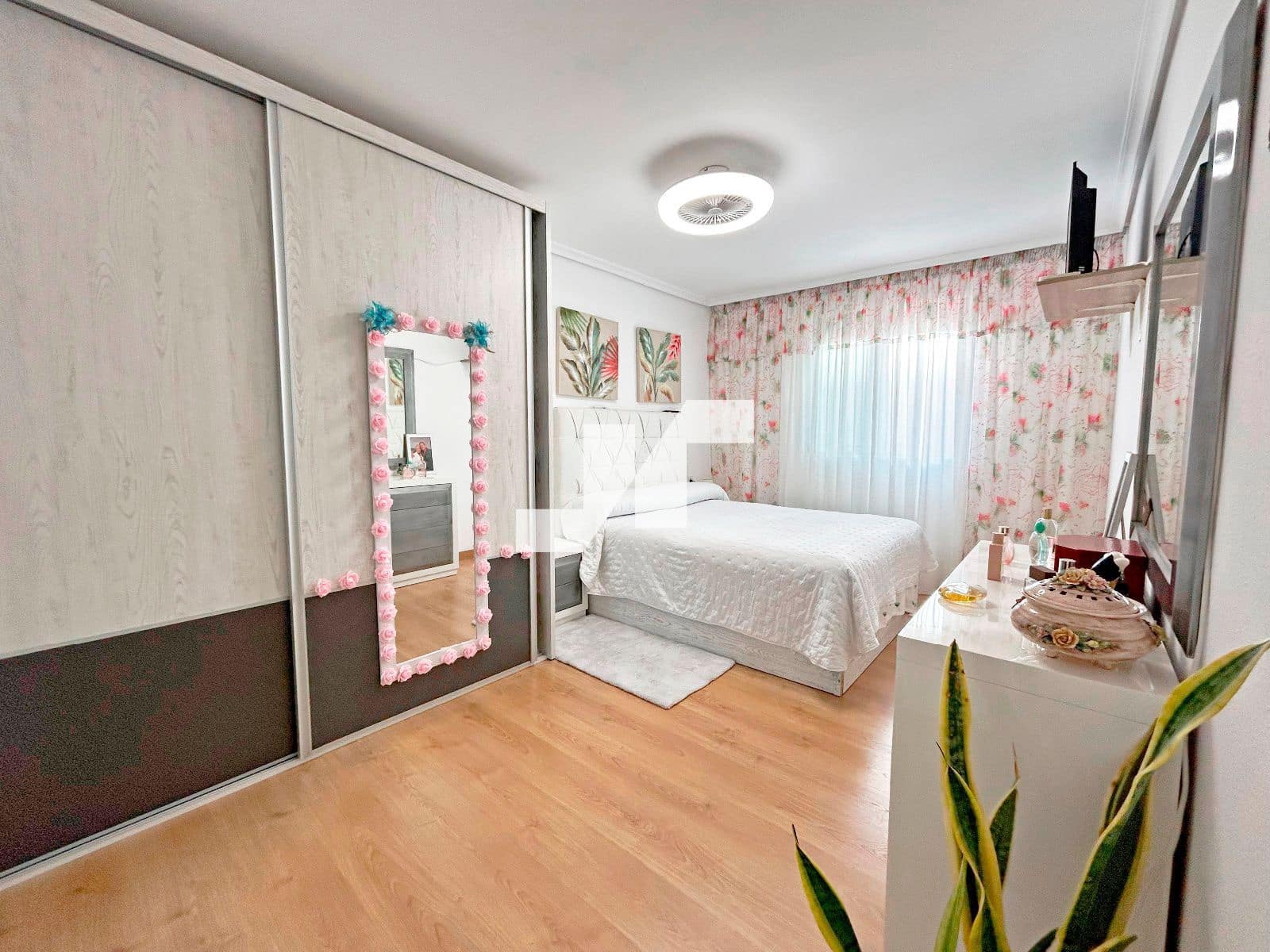 4 bedroom Flat for sale in Vila-real - € 160,000 (Ref: 9383720)