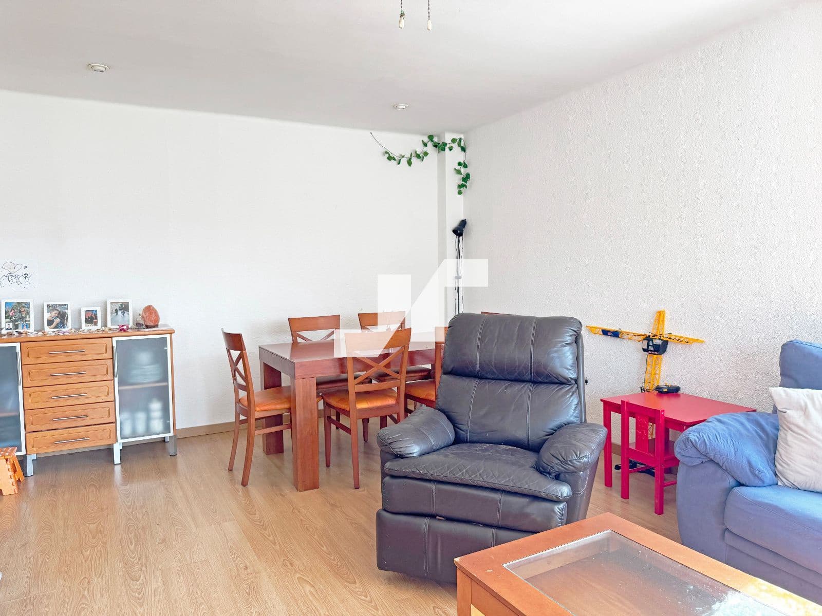 Piso de 3 habitaciones en Benicàssim en venta con piscina garaje - 270.000 € (Ref: 9386459)