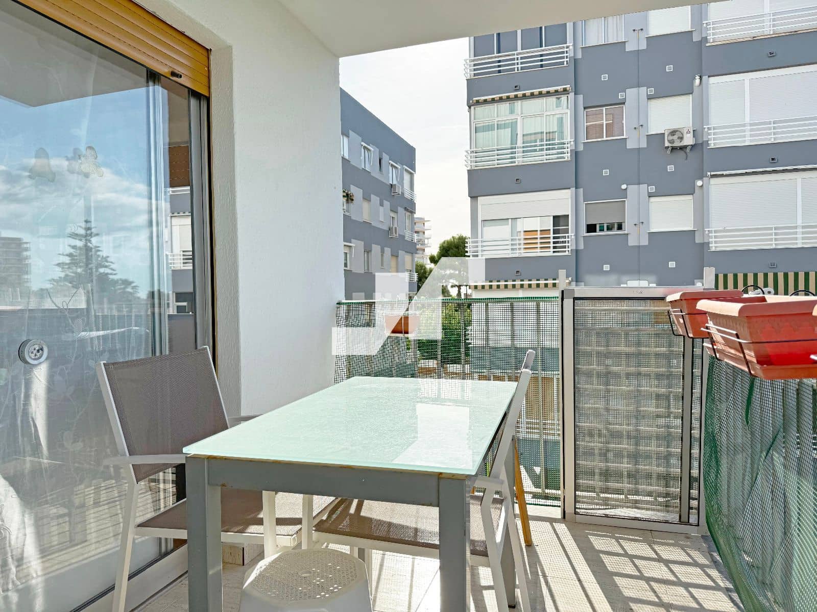 Piso de 3 habitaciones en Benicàssim en venta con piscina garaje - 270.000 € (Ref: 9386459)