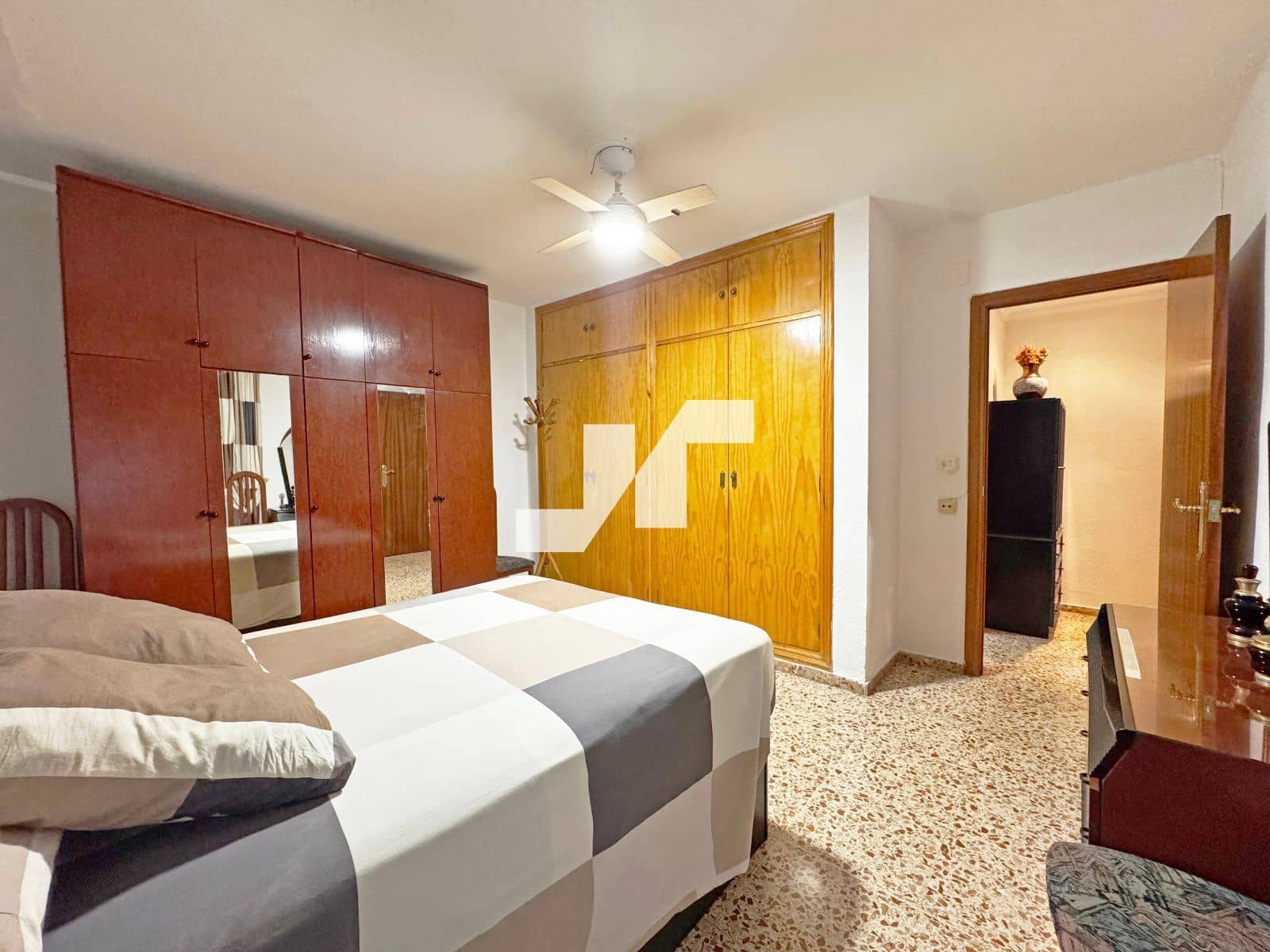 4 soveværelse Lejlighed til salg i Vila-real - € 129.000 (Ref: 9398139)