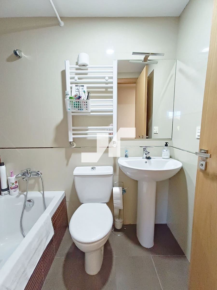 2 bedroom Flat for sale in Castello de la Plana with pool garage - € 220,000 (Ref: 9405863)