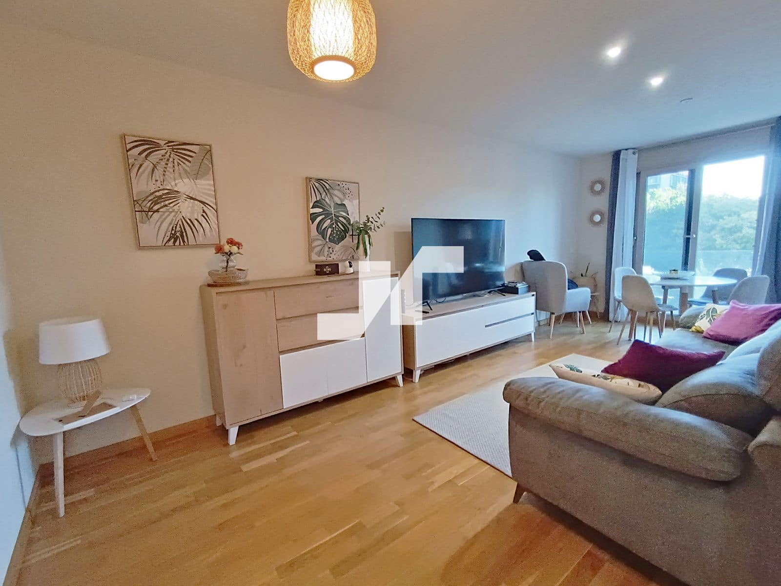 2 bedroom Flat for sale in Castello de la Plana with pool garage - € 220,000 (Ref: 9405863)