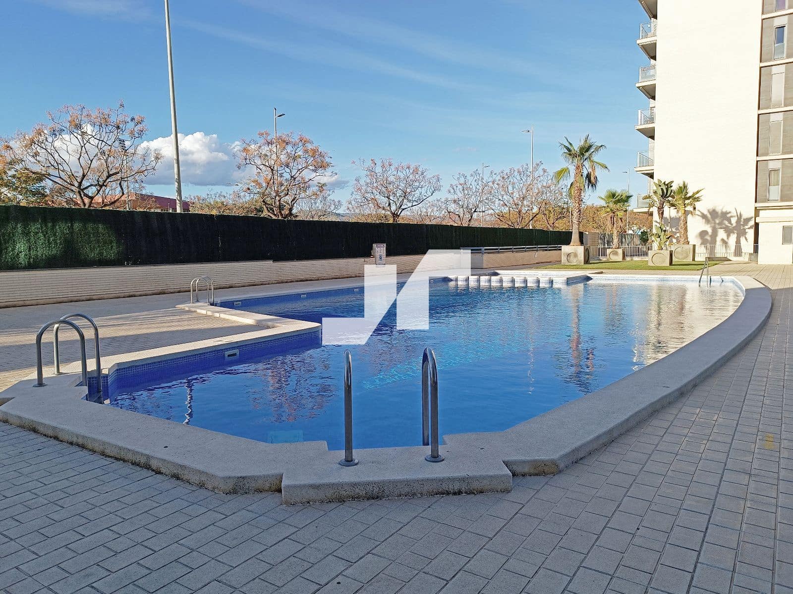 2 bedroom Flat for sale in Castello de la Plana with pool garage - € 220,000 (Ref: 9405863)