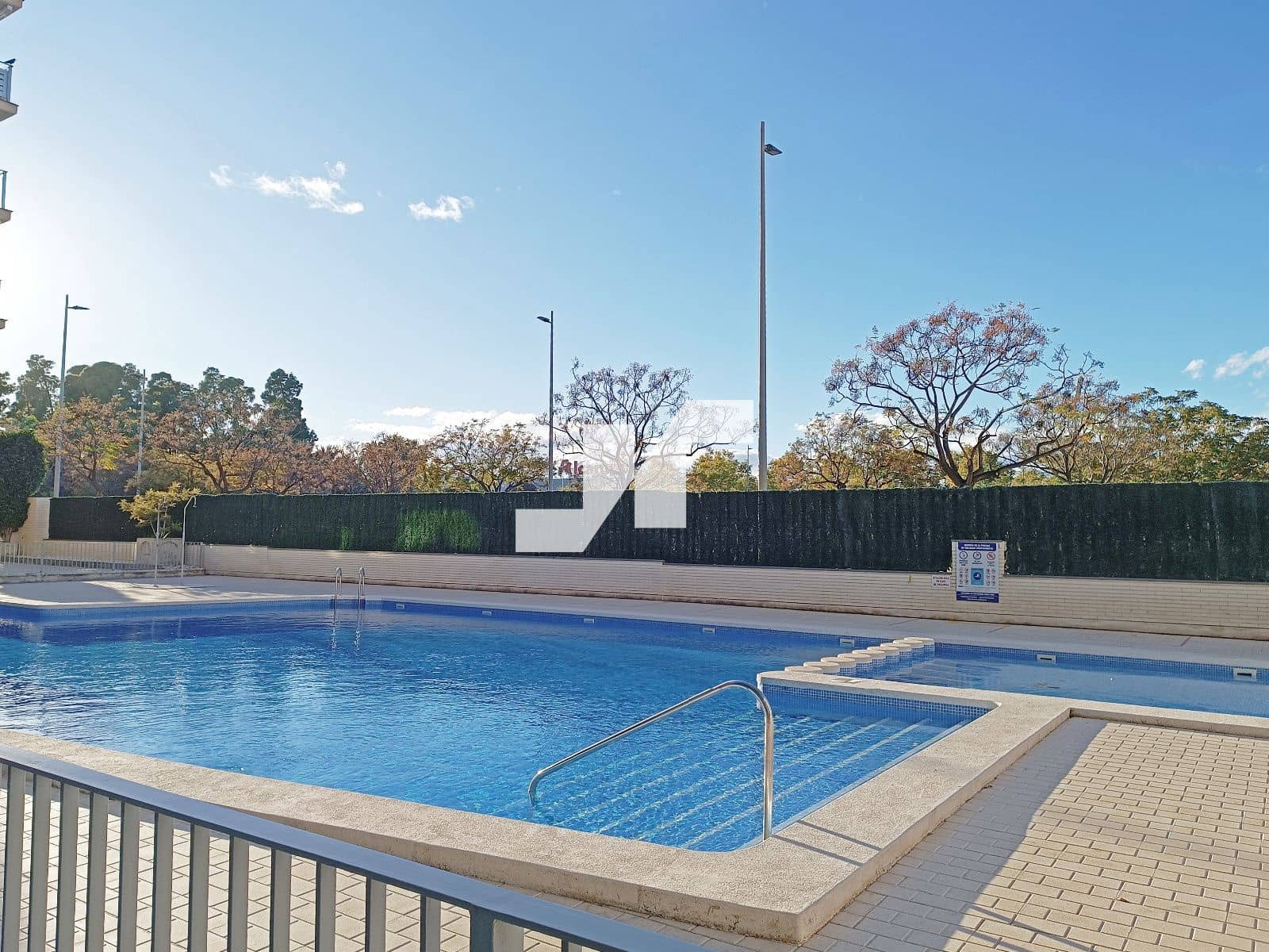 2 bedroom Flat for sale in Castello de la Plana with pool garage - € 220,000 (Ref: 9405863)