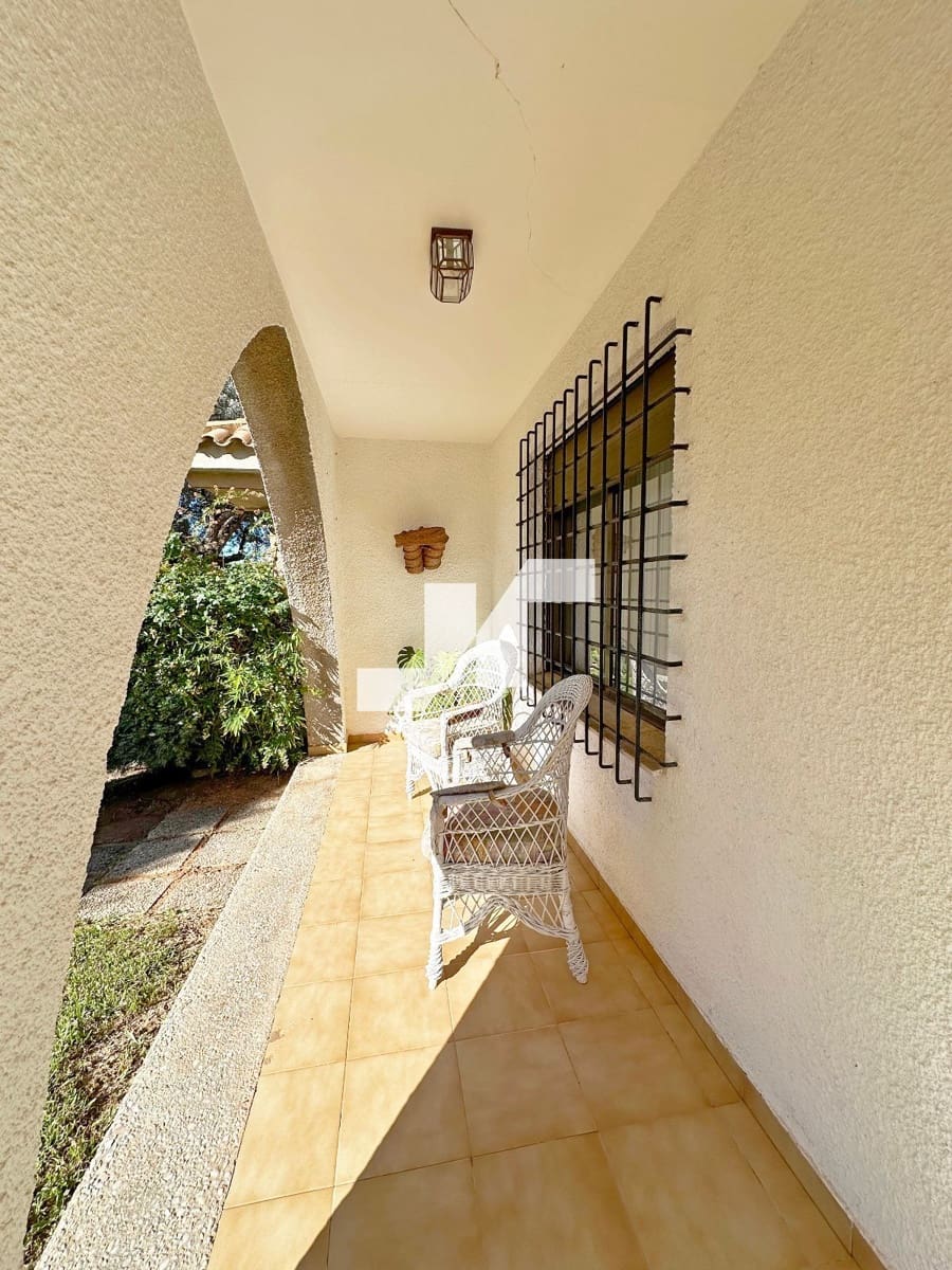 4 soveværelse Villa til salg i Vila-real med swimmingpool garage - € 365.000 (Ref: 9438783)