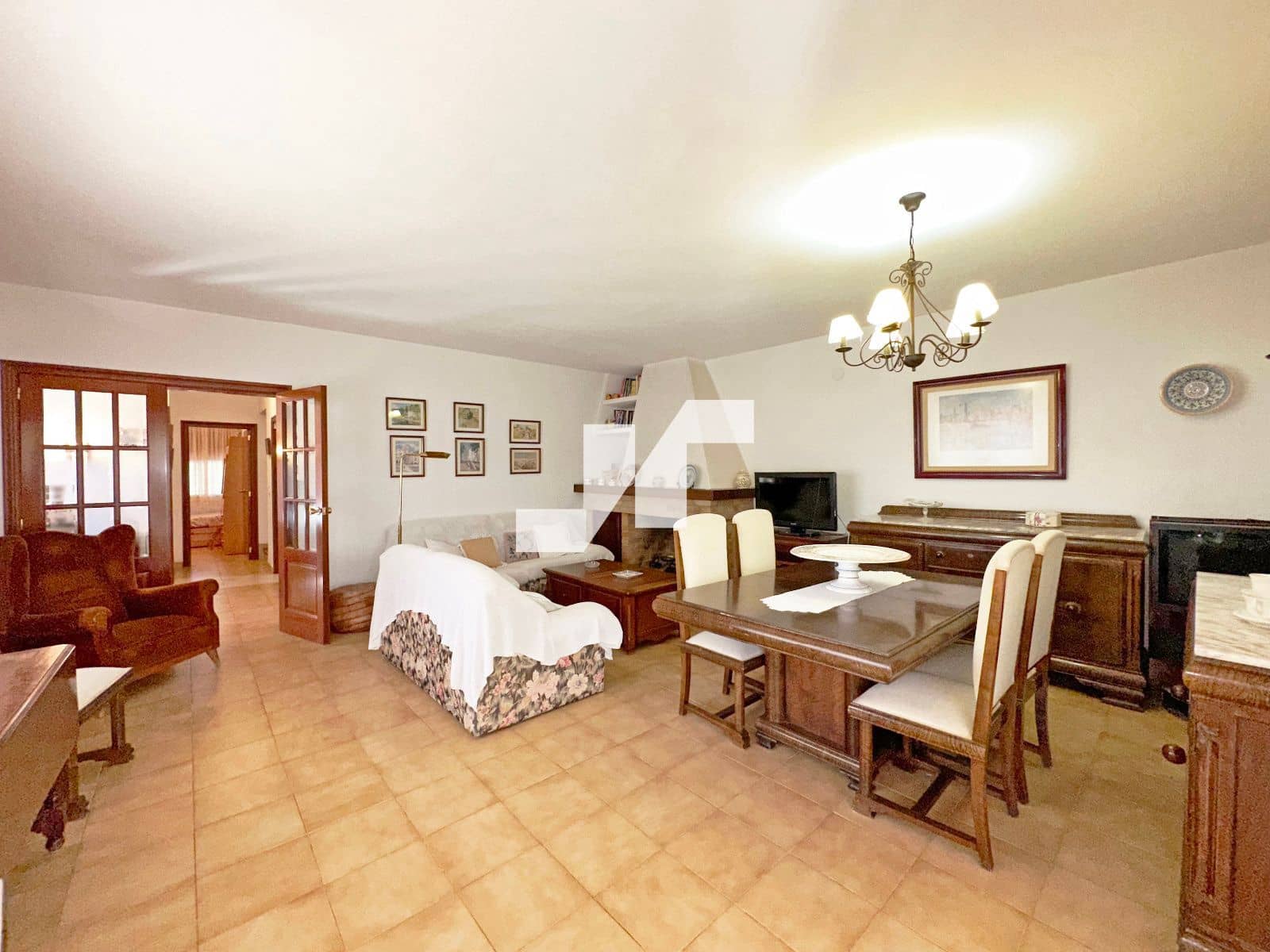 4 soveværelse Villa til salg i Vila-real med swimmingpool garage - € 365.000 (Ref: 9438783)