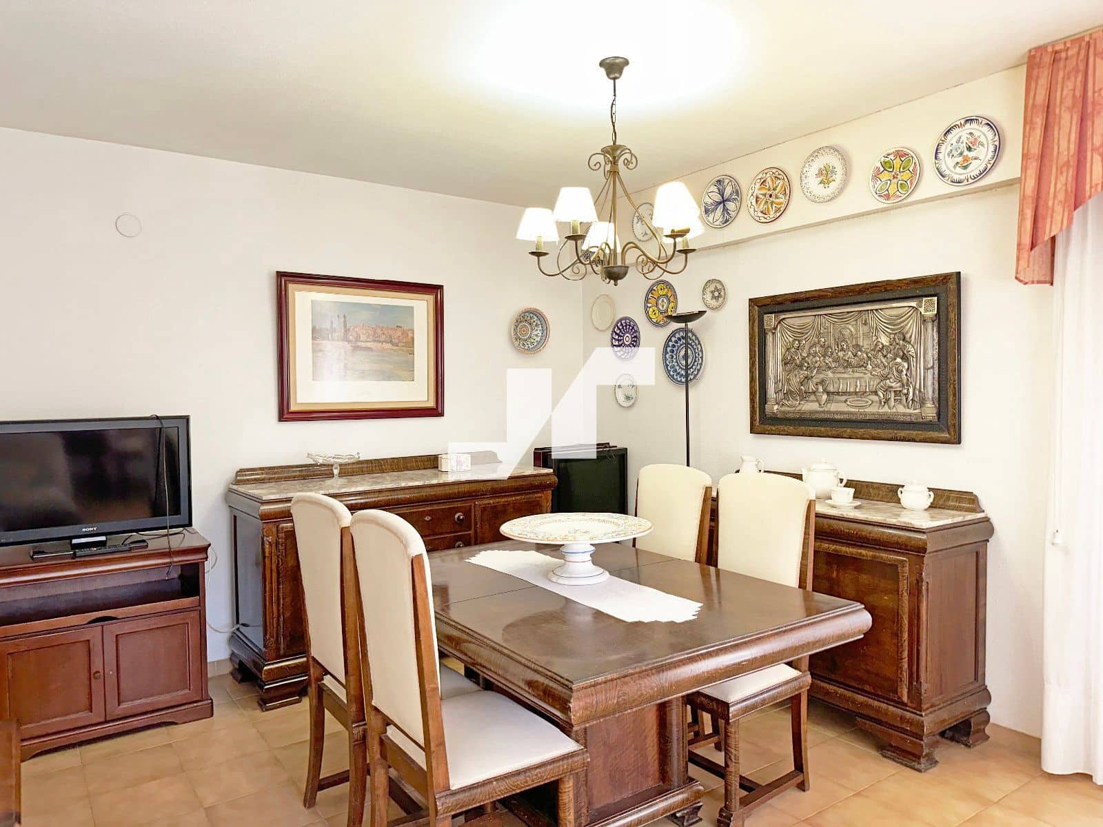 4 soveværelse Villa til salg i Vila-real med swimmingpool garage - € 365.000 (Ref: 9438783)