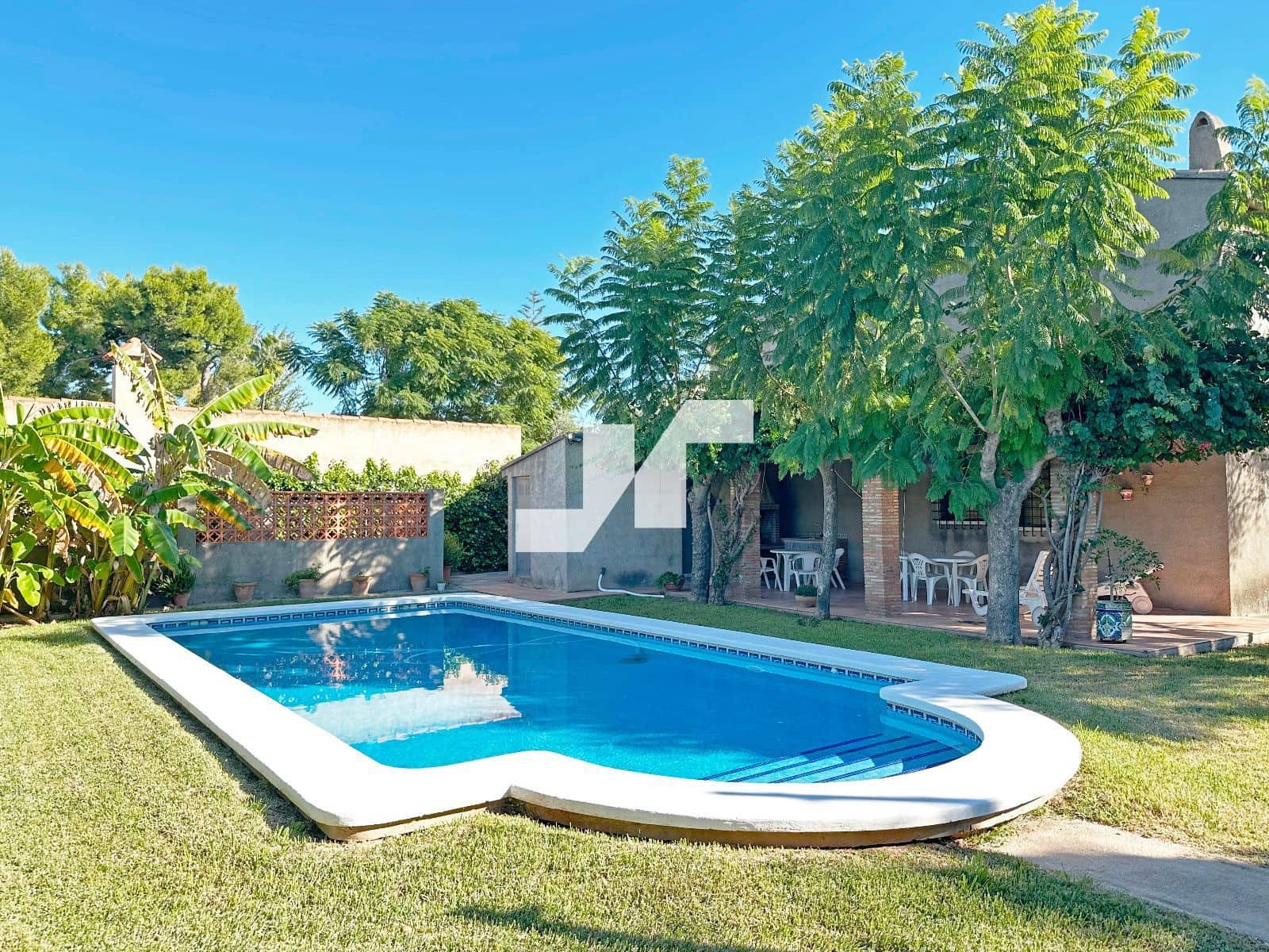 4 soveværelse Villa til salg i Vila-real med swimmingpool garage - € 365.000 (Ref: 9438783)