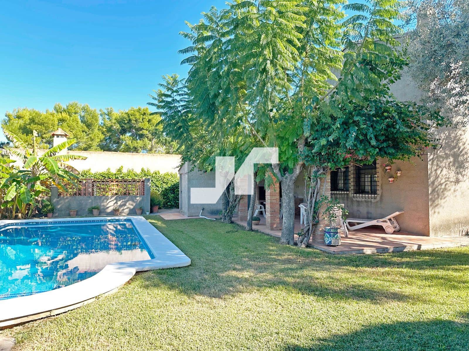 4 soveværelse Villa til salg i Vila-real med swimmingpool garage - € 365.000 (Ref: 9438783)