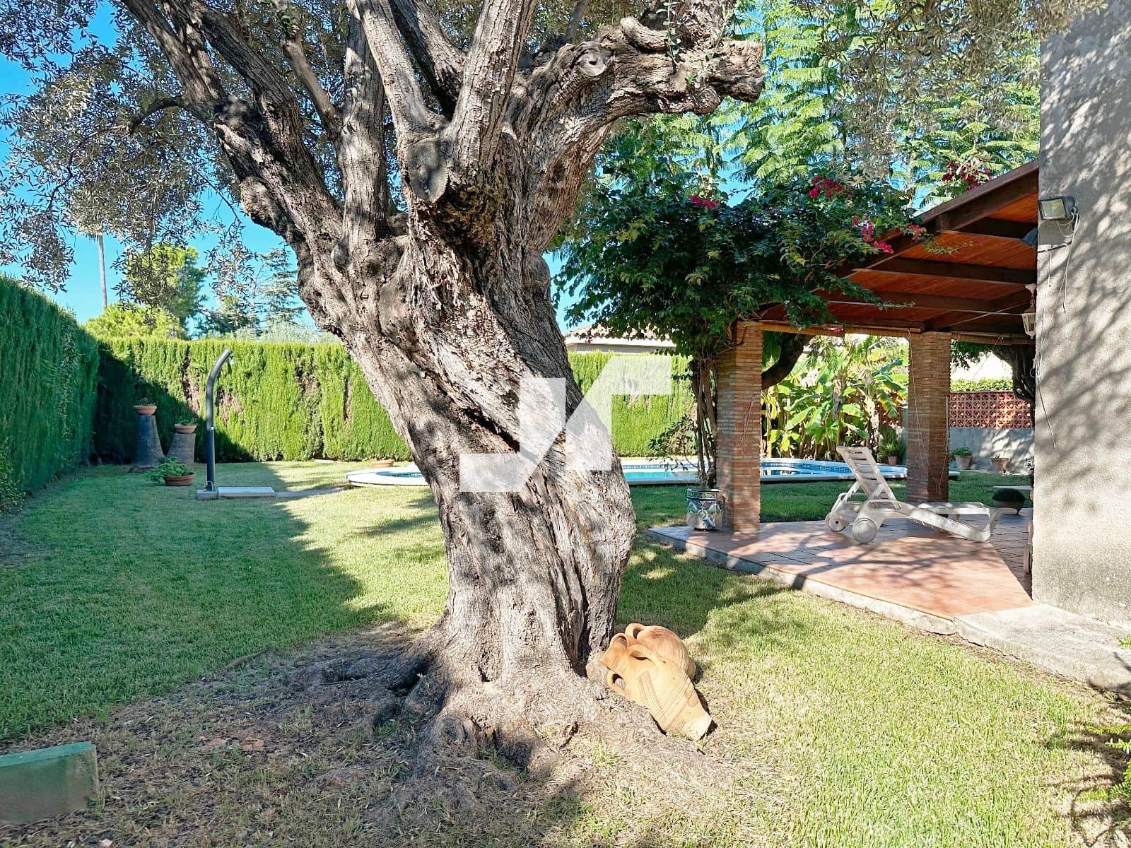 4 soveværelse Villa til salg i Vila-real med swimmingpool garage - € 365.000 (Ref: 9438783)