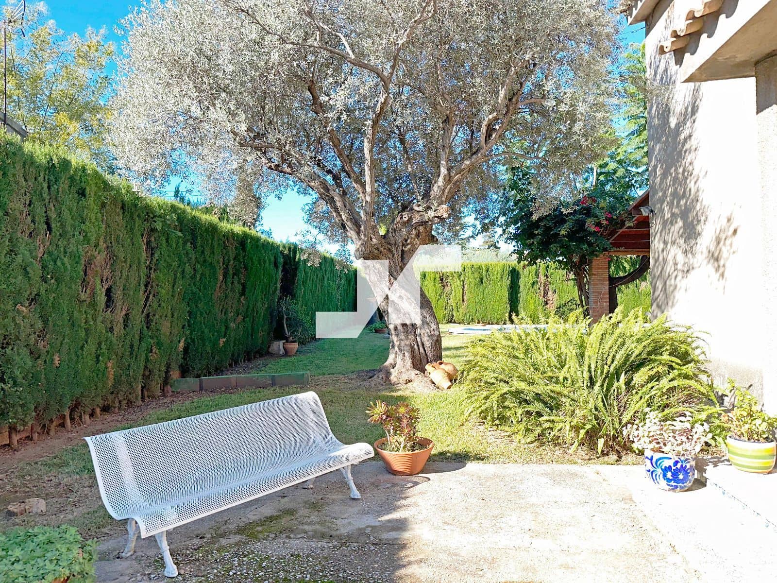 4 soveværelse Villa til salg i Vila-real med swimmingpool garage - € 365.000 (Ref: 9438783)