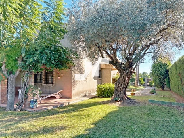 4 soveværelse Villa til salg i Vila-real med swimmingpool garage - € 365.000 (Ref: 9438783)