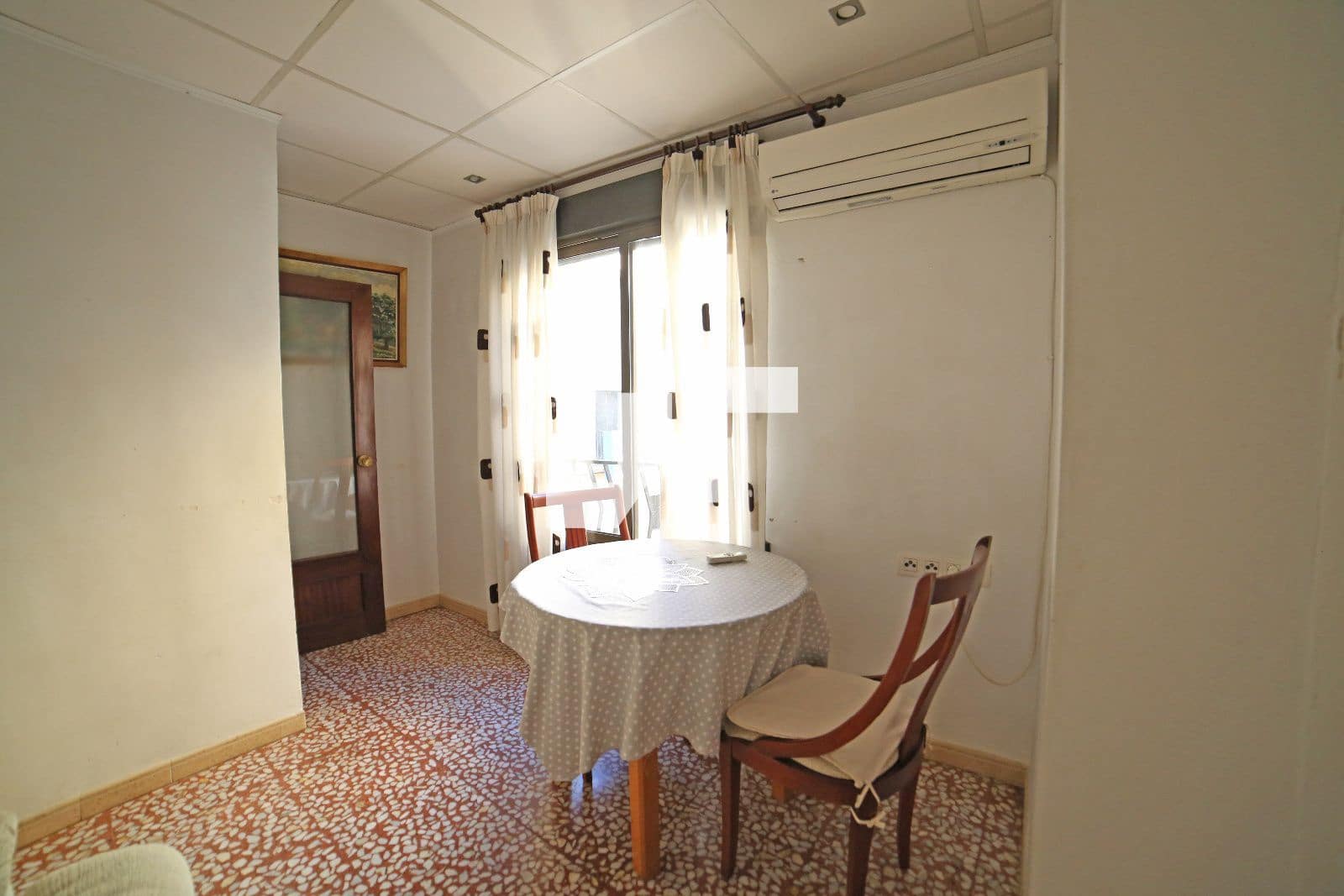 5 Zimmer Villa zu verkaufen in Castello de la Plana mit Garage - 250.000 € (Ref: 9445498)