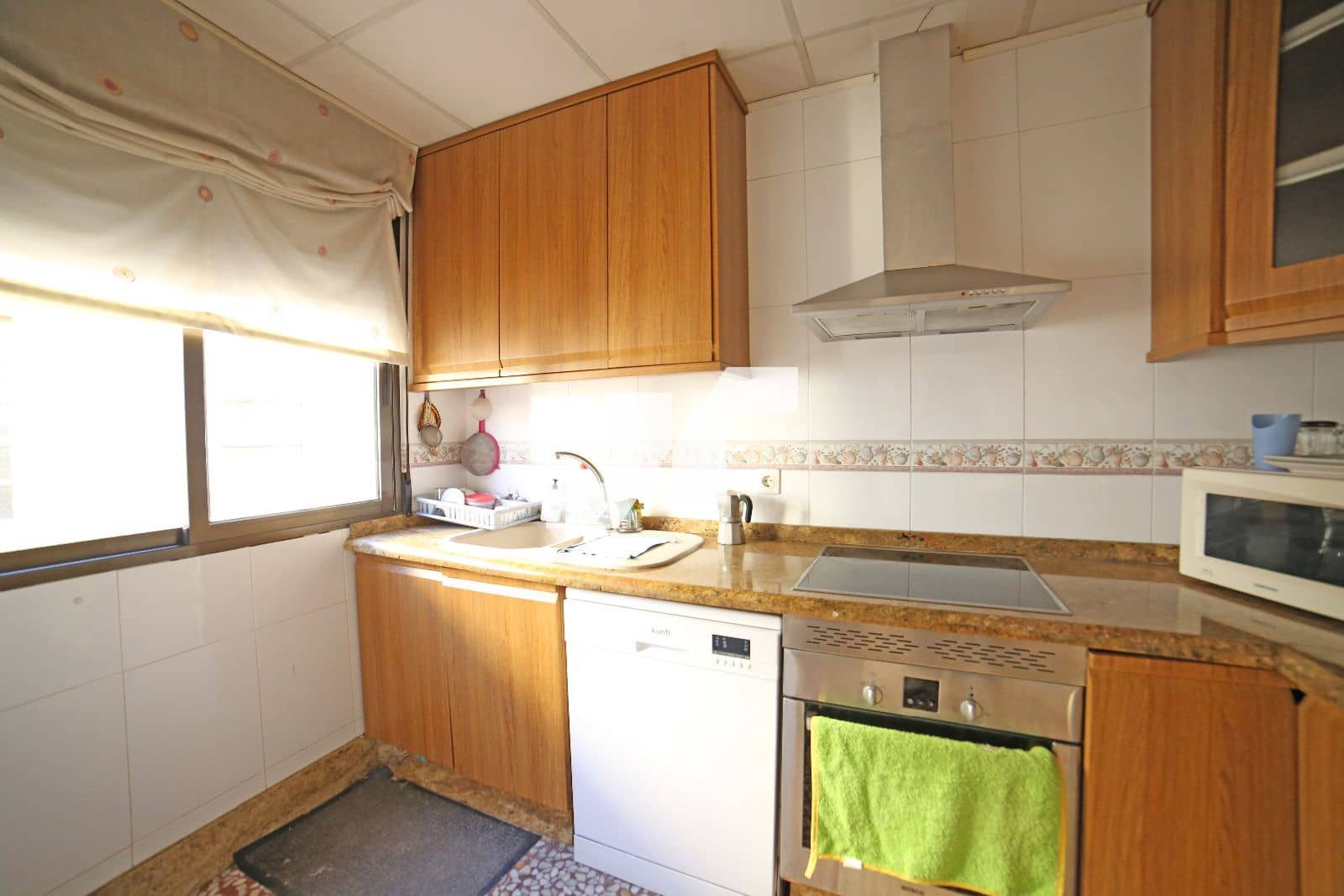 5 Zimmer Villa zu verkaufen in Castello de la Plana mit Garage - 250.000 € (Ref: 9445498)