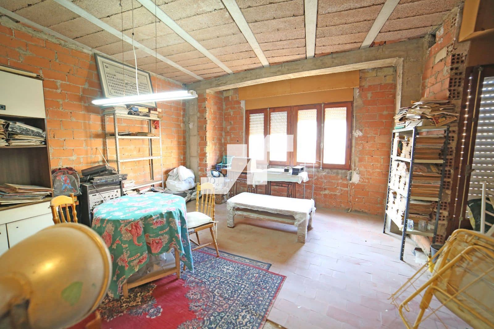 5 Zimmer Villa zu verkaufen in Castello de la Plana mit Garage - 250.000 € (Ref: 9445498)