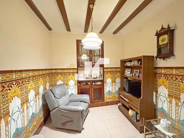 5 soveværelse Villa til salg i Almassora / Almazora med garage - € 187.000 (Ref: 9450182)