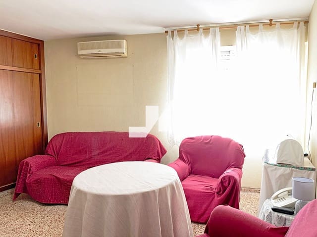 4 slaapkamer Penthouse te koop in Vila-real - € 130.000 (Ref: 9470712)