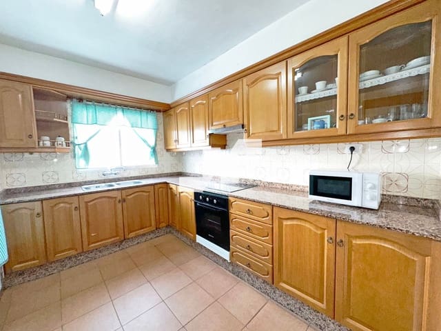 4 slaapkamer Penthouse te koop in Vila-real - € 130.000 (Ref: 9470712)