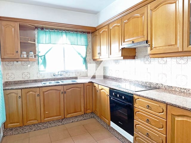 4 slaapkamer Penthouse te koop in Vila-real - € 130.000 (Ref: 9470712)