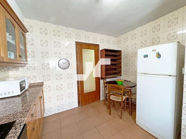 4 slaapkamer Penthouse te koop in Vila-real - € 130.000 (Ref: 9470712)