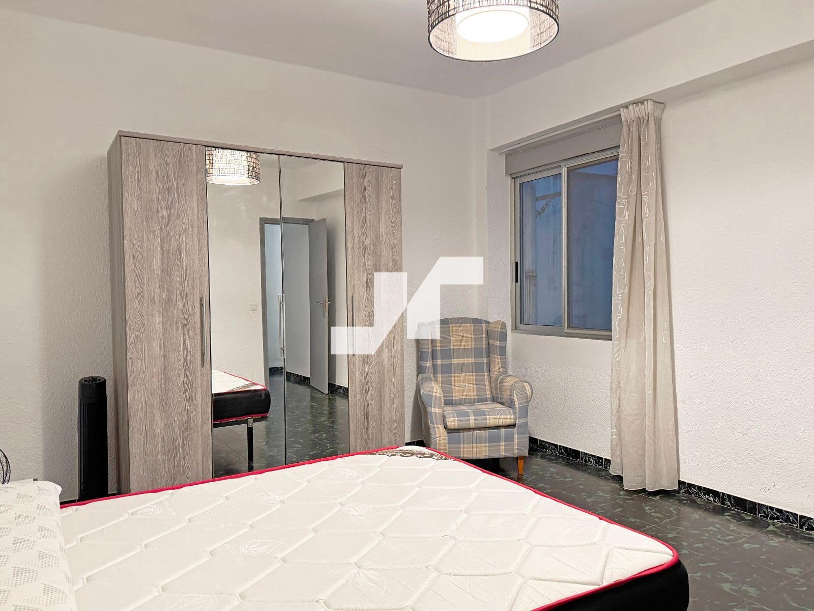 4 bedroom Flat for rent in Vila-real - € 600 (Ref: 9479460)