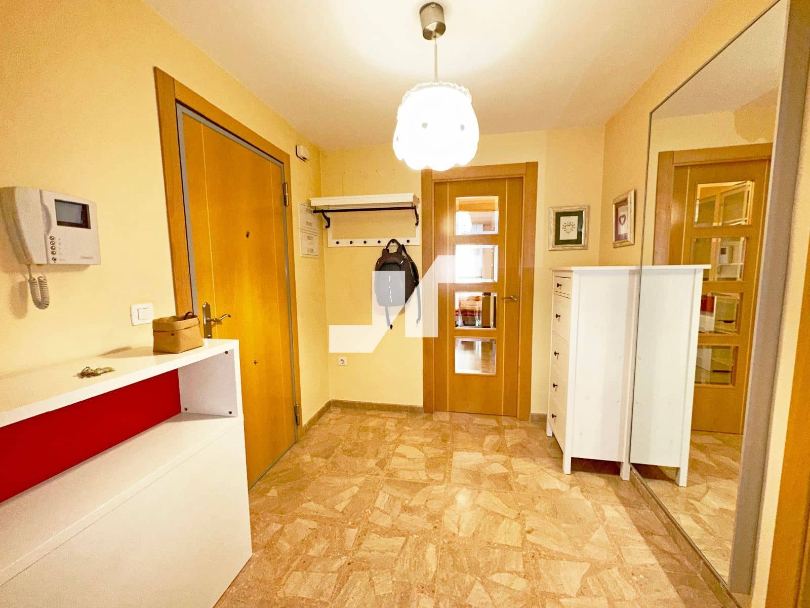 Piso de 3 habitaciones en Castelló de la Plana en alquiler con garaje - 900 € (Ref: 9485048)