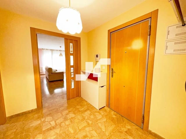 Piso de 3 habitaciones en Centro, Castelló de la Plana en alquiler con garaje - 900 € (Ref: 9485048)